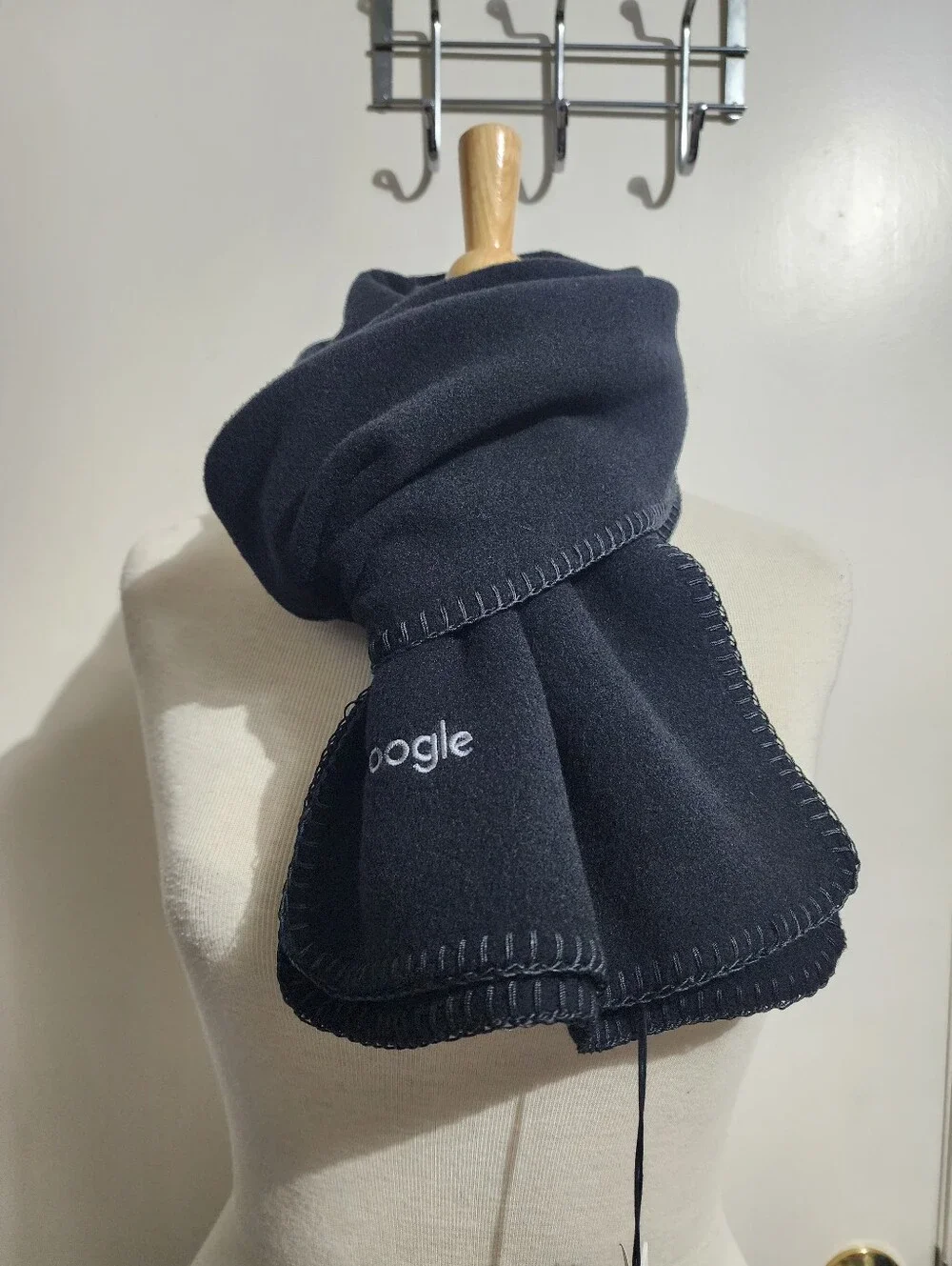 Cuyana Google Wool Soft Scarf Black 100% Recycled Wool Logo NWT
